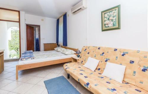 Rooms & Apartment Hegic