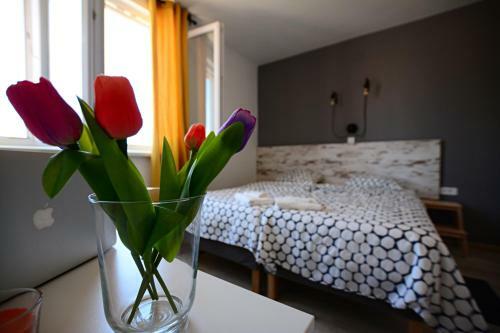 Hostal Nora Rooms