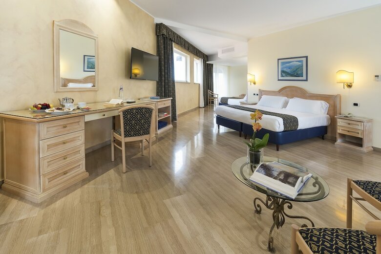Hotel Sant Alphio Garden
