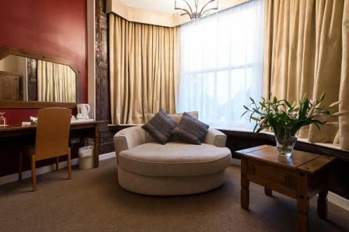 The Pearl Hotel