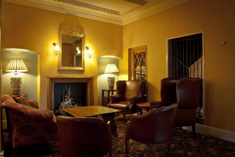 Bull Hotel