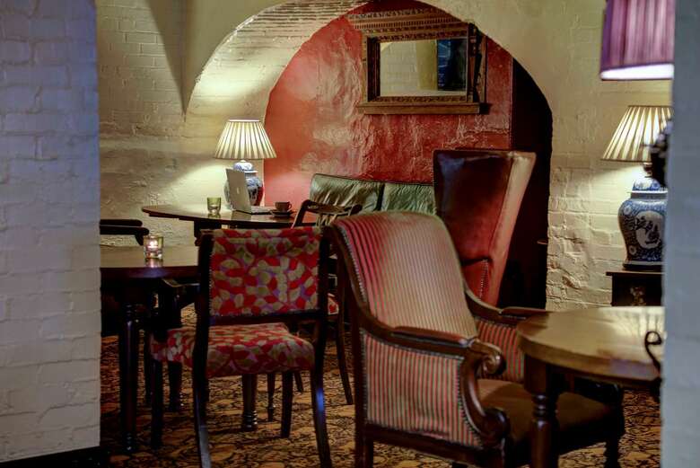 Bull Hotel