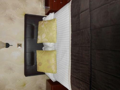 The Poplars Hotel
