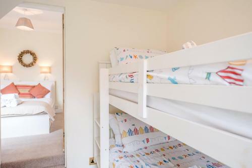Compass Cottage Aldeburgh Air Manage Suffolk
