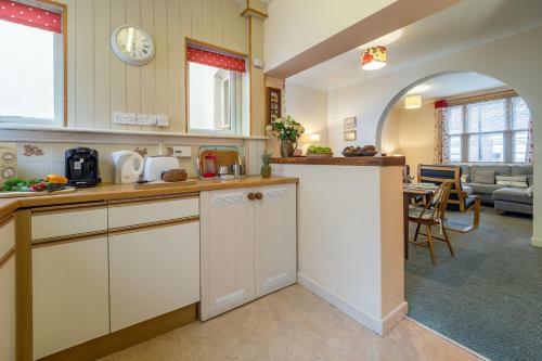 Corinthian Cottage