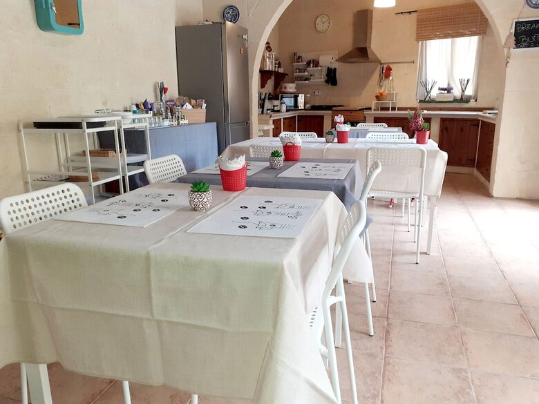 Hostal Laringa Holiday Bed&breakfast