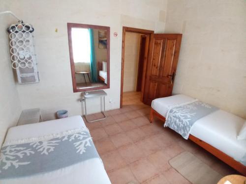 Hostal Laringa Holiday Bed&breakfast
