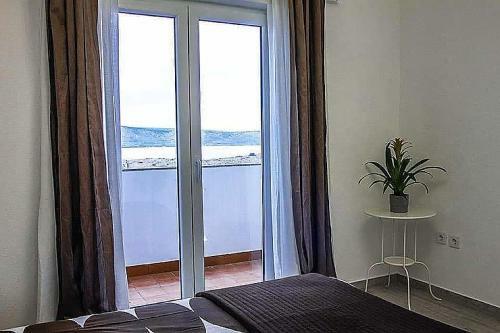 Apartments With A Parking Space Zubovici, Pag - 19139