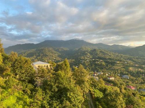Hostal Chakvi View Guest House