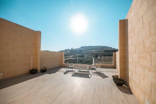 Spacious Holiday Home With Pool