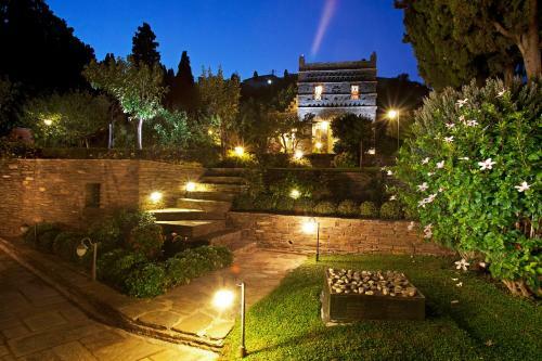Traditional Pigeon House With Private Pool