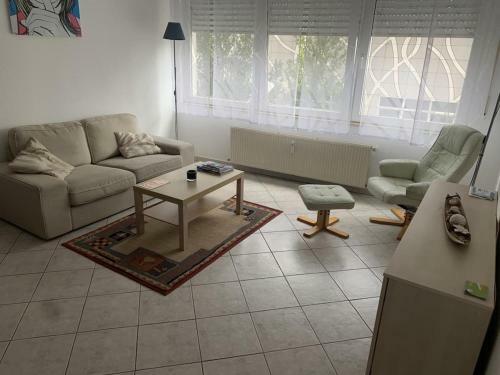 Large Apartement 50 M2, Center Luxembourg-station