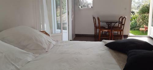 Apartamento Studio 5min Plage Agosta