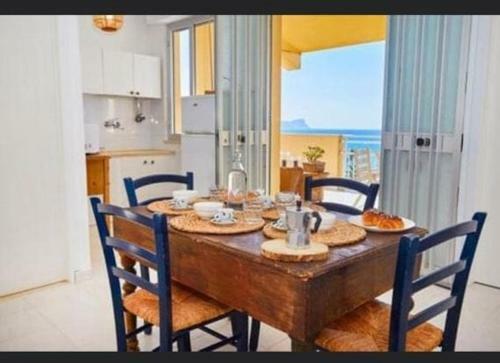 Casa Alfa, Suite Elegante Con Vista Mare