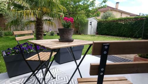 Bed & Breakfast Fleurs De Cosmos