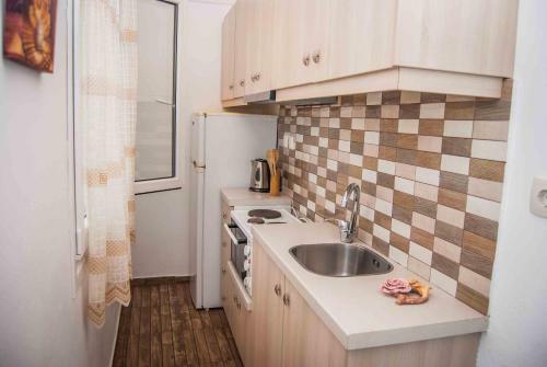 Perivoli 1-chora(5min Away From The Center By Car)