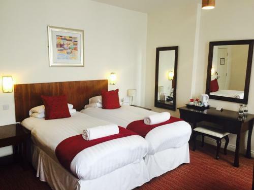 Park Central Hotel
