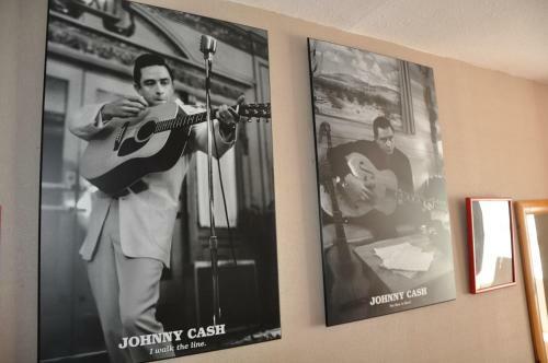 Hotel Celebrity