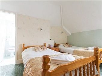 Hostal Wyvern Hotel