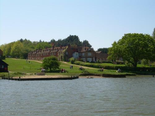 Master Builder's House Hotel