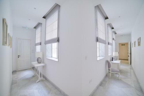 Highly Finished Apartment In Valletta