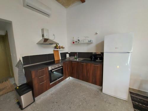 Gunlayer Apartments - Flat 3