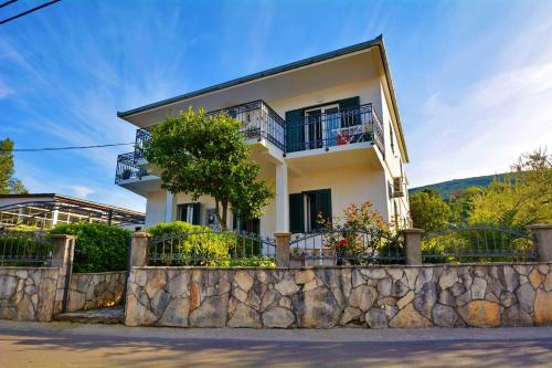 Kjara Apartments 1