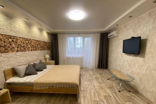 Larionov Great Apartment (1 Room)