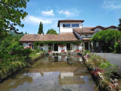 Bed & Breakfast Eyhera Perkain