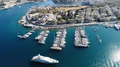 Apartamento Luxuries, Central ,sleeps 4