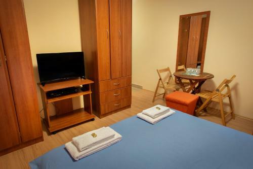 Hostal Apartments Mery