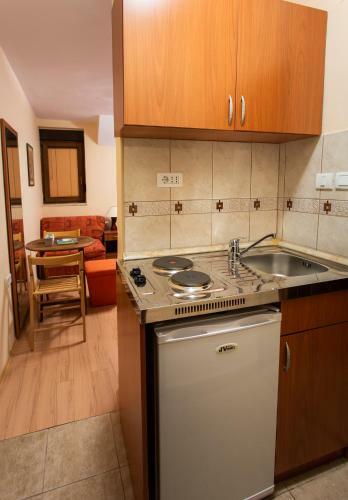 Hostal Apartments Mery