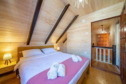 Zara Chalet