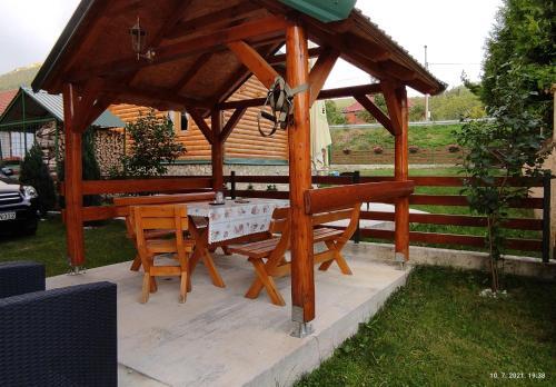 Apartmani Vuk 2