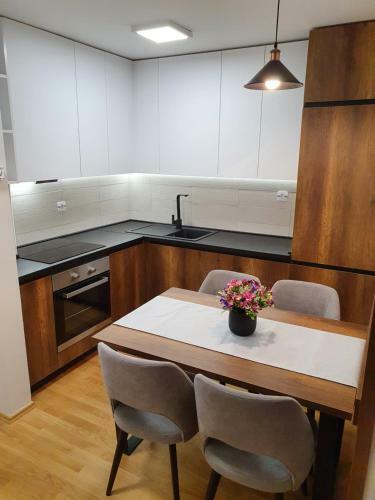 Filip&yana Apartment