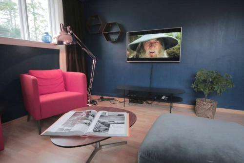 Modern Perfectly Located Apartment
