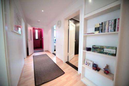 Modern Perfectly Located Apartment