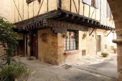 Maison de Nostradamus*** Occitanie Insolite