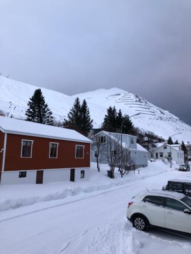 Apartamento Hl��arvegur 20 - Gagginn