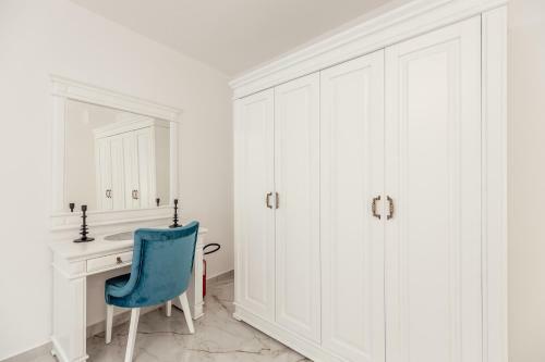 Villa Donna Apartments