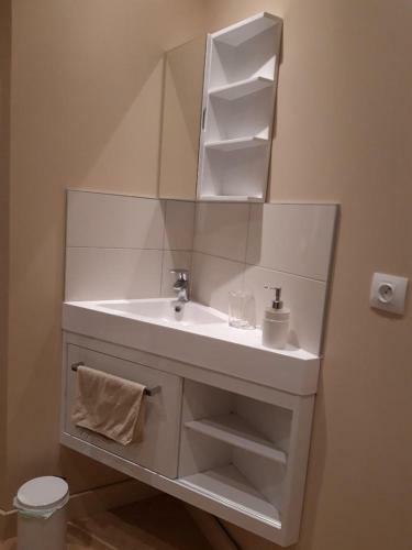 Apartamento Le G�te De La Maison Soleil