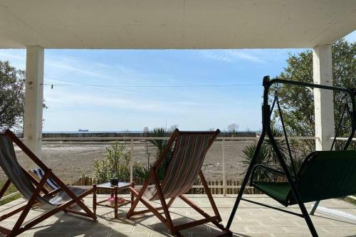 Beach House Grigoleti