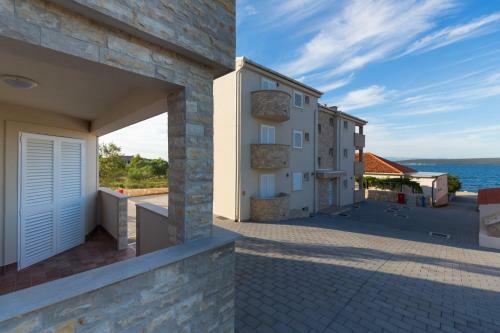 Orkula Apartments
