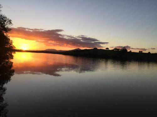 Hostal Lakehouse