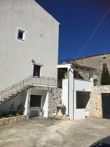 Studio Apartman Mirijana 2+1