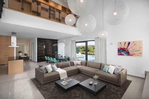 Luxury Villa Malie With Spa