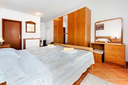 Apartamentos House Ulika