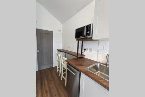 Wild Atlantic Way Apartment With Private Garden
