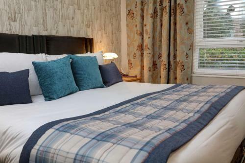 Judds Folly Hotel
