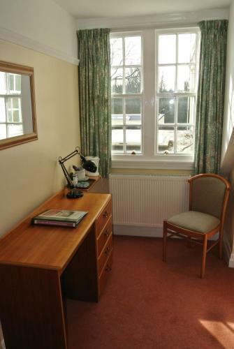Hotel Woodbrooke Quaker Study Centre